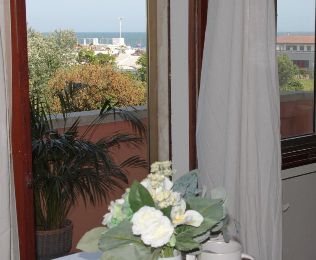 Appartamento Fronte Mare Sottomarina Exteriér fotografie
